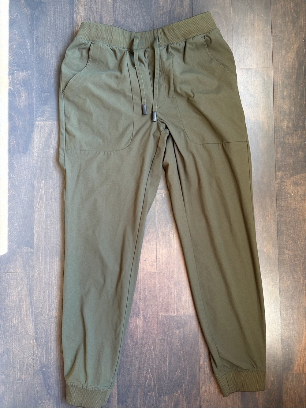 VRST Men's Limitless Performance Athletic Fit Jogger Size Small